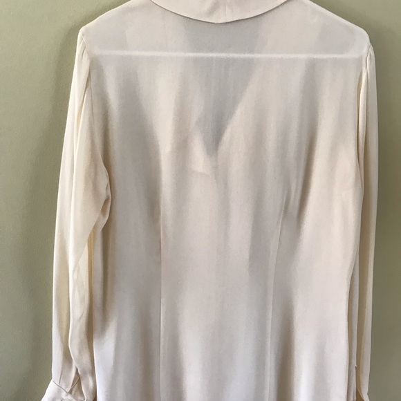 Ann Klein ll silk blouse - Picture 5 of 6